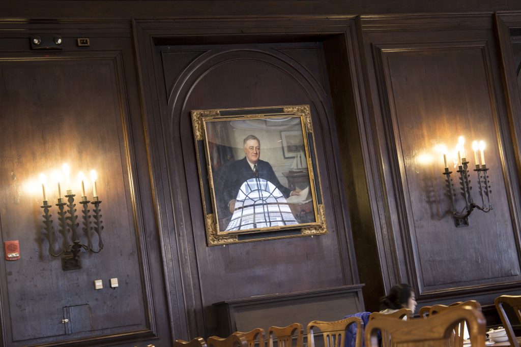Inside Harvard - streettrotter - dining halls